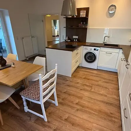 Apartman Penthouse With Roof Terrace - Central, Quiet Location *