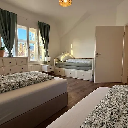 Penthouse With Roof Terrace - Central, Quiet Location Hannover