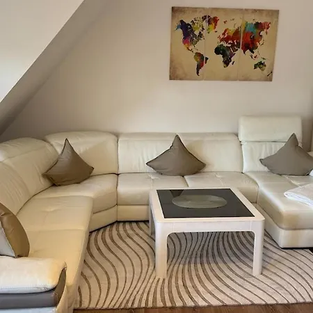 Apartman Penthouse With Roof Terrace - Central, Quiet Location