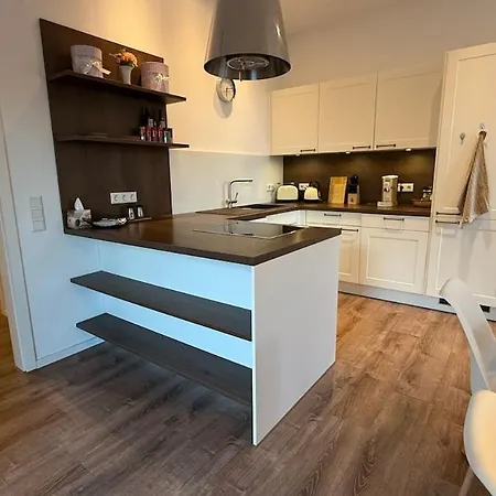 Apartman Penthouse With Roof Terrace - Central, Quiet Location