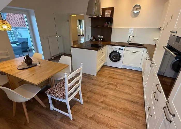 Lejlighed Penthouse With Roof Terrace - Central, Quiet Location *