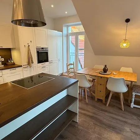 Penthouse With Roof Terrace - Central, Quiet Location Apartmán